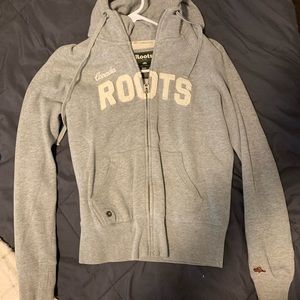 Roots sweater